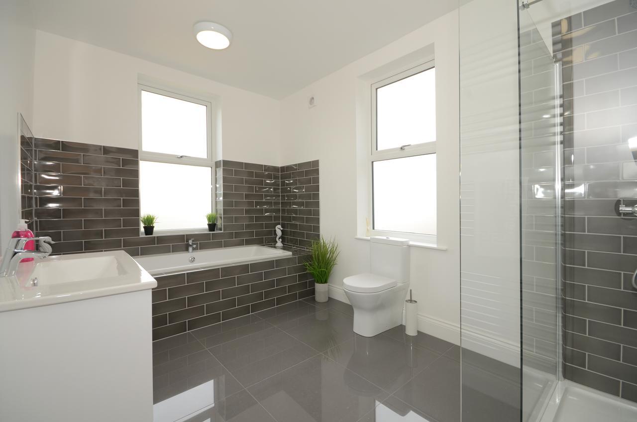 York Boutique House- Spacious & Stylish With Free Parking المظهر الخارجي الصورة