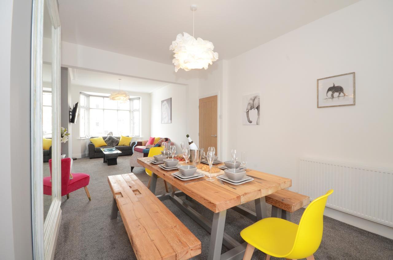 York Boutique House- Spacious & Stylish With Free Parking المظهر الخارجي الصورة